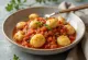 Tanjur veganskih njoka s umakom od rajčice