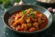 Curry barbecue umak s đumbirom serviran