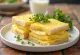Tamagoyaki sendvič s finim japanskim omletom, tostiranim kruhom i svježim korijanderom