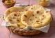 Svježe pripremljen indijski chapati kruh poslužen