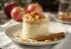 Panna cotta s cimetom i jabukama u čaši